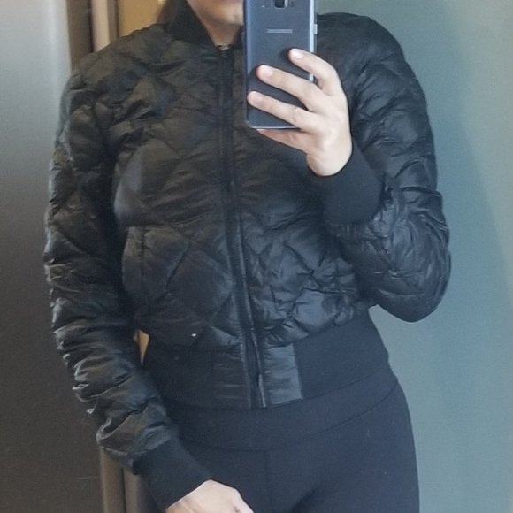 Aritzia TNA League Jacket Puffer - Picture 4 of 6